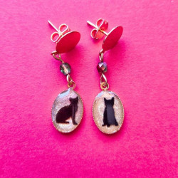 Boucles d'oreilles chat résine - Dorées