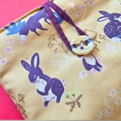 Pochette à livre : protection tissu unique faite en France