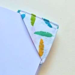 Marque page tissu - plumes