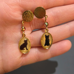 Boucles d'oreilles chat résine - Dorées